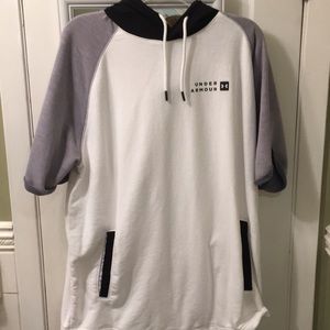 Under Armour hoodie tee